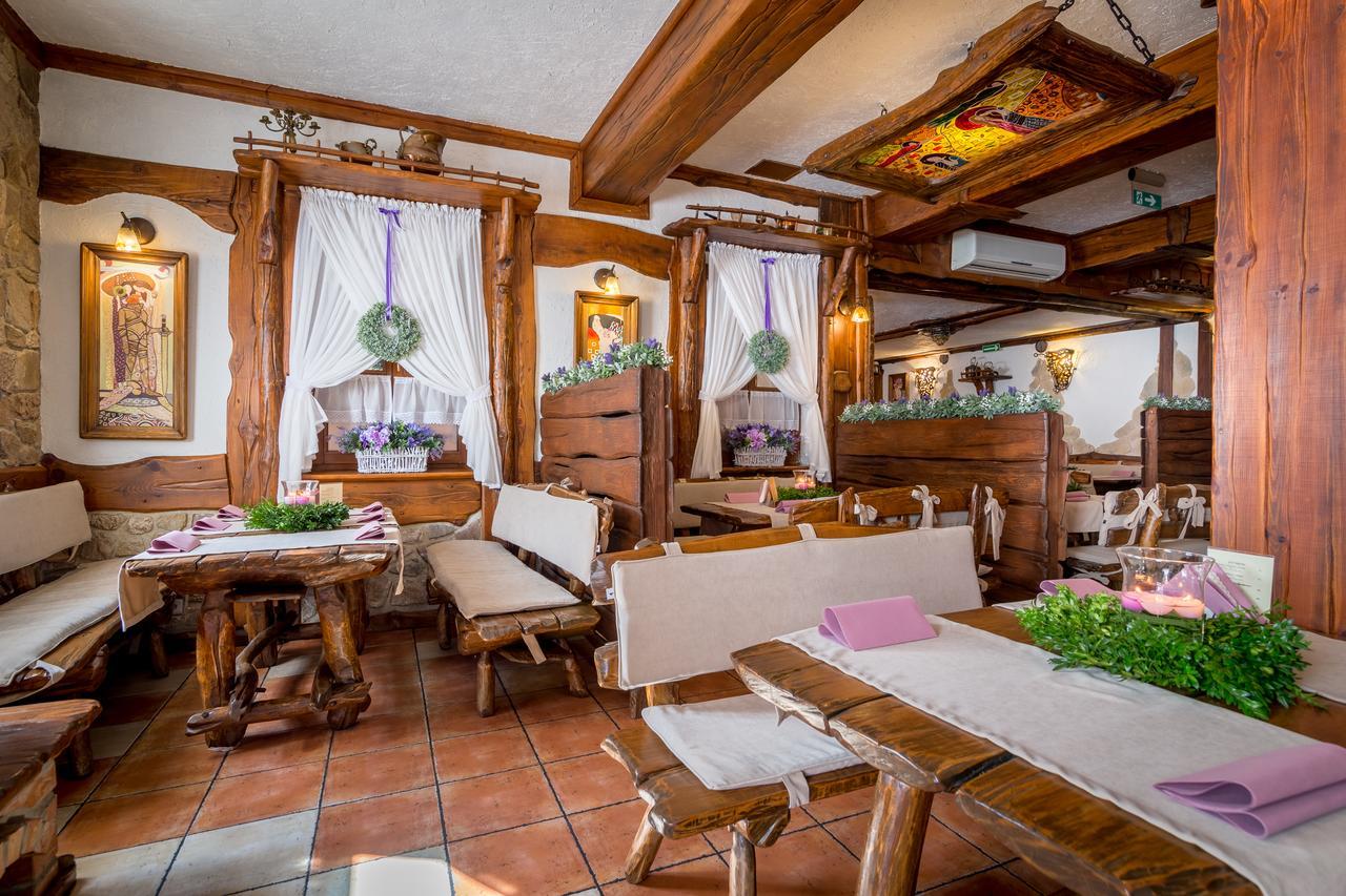 Hotel - Karczma Klimtowka Wolbrom Bagian luar foto